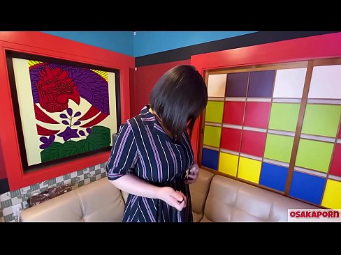 ❤️ Cutie Japanese nwere nnukwu nnụnnụ tit na-eji ihe ụmụaka egwuri egwu na-enwe mmekọahụ na-emetọ onwe ya ma nwee orgasm. Ọ na-ekwu na N'ajụjụ ọnụ banyere ya iberibe ahụmahụ. Nnukwu nnụnnụ tit na ọtụ ntutu na-asụ ude nke ukwuu. Osakaporn ❤️ Ihe gba ọtọ  ❤